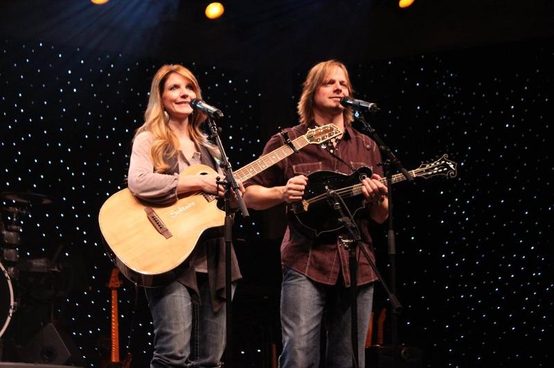 Elaine + Lee Roy - Presleys' Country Jubilee ( Credit  Scott Presley)