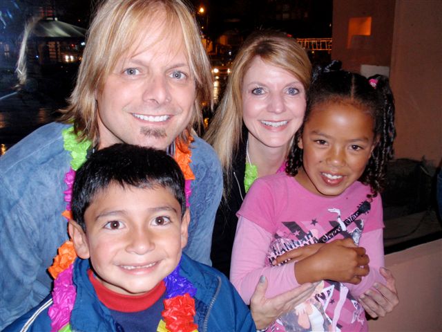 Lee + Elaine Roy with Sponsor Kids in Bogota